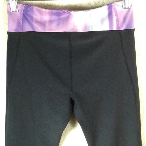 Under Armour HeatGear Compression Leggings  SZ Small Purple Workout Yoga Running - Picture 4 of 13